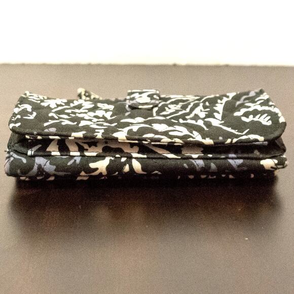 VERA BRADLEY Wallet Paisley Noir Quilted Cotton Trifold Wristlet RFID Protection - Picture 4 of 7